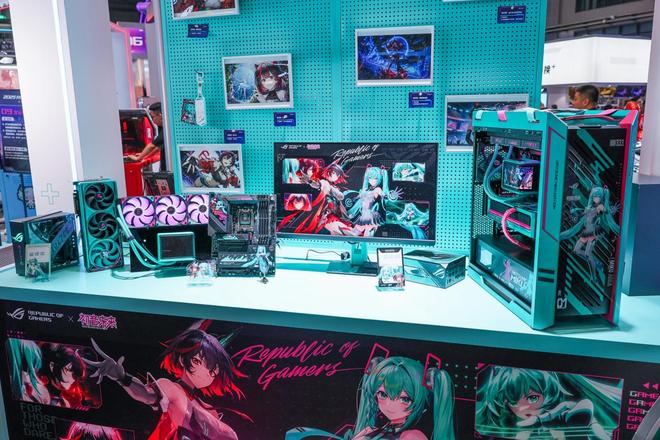 RO姬x初音未来版电竞显示器双模新品闪耀登场pg电子中国网站BW2025 ROG绝神(图4)