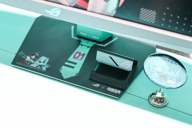 RO姬x初音未来版电竞显示器双模新品闪耀登场pg电子中国网站BW2025 ROG绝神(图8)