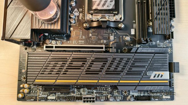 加持、千帧电竞！微星B850MPOWER主板评测手记pg电子模拟器试玩12+2+1相供电、Wi-Fi 7(图5)